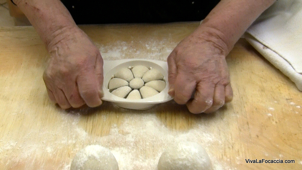 Video Ricetta Delle Rosette Soffiate Le Ricette Di Vivalafocaccia